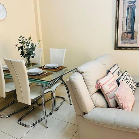 Flat On The Paseo Maritamo! Apartment Estepona Exterior foto